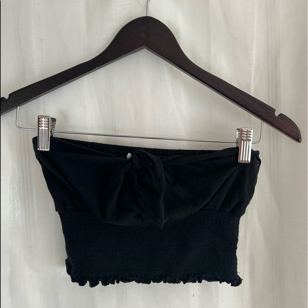 black crop top w a tie front and winched bottom half for support🖤